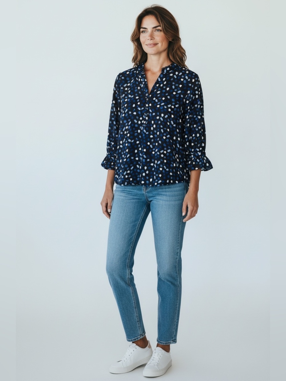 Karl Lagerfeld V-Neck Button Up Women’s Top Size Medium NWT